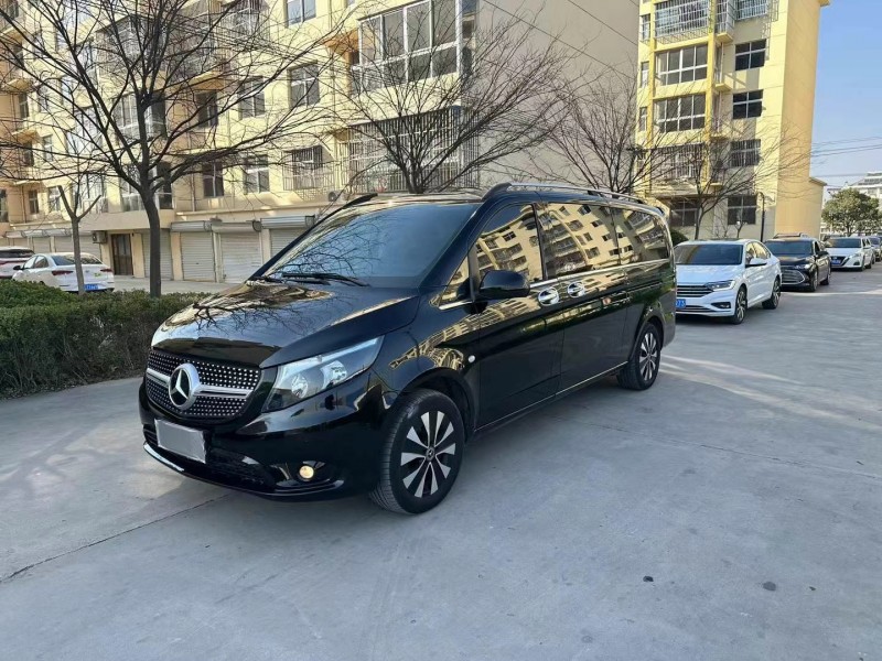 徐州22年奔驰威霆2