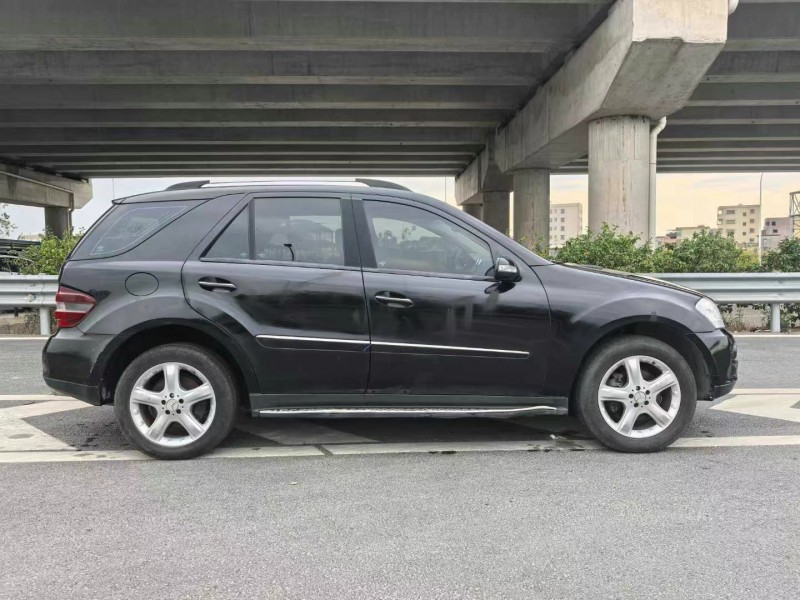 广州07年奔驰ML3