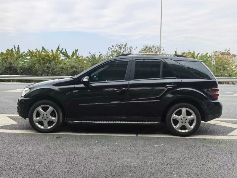 广州07年奔驰ML6