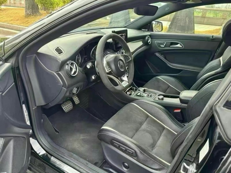 广州18年奔驰AMG4