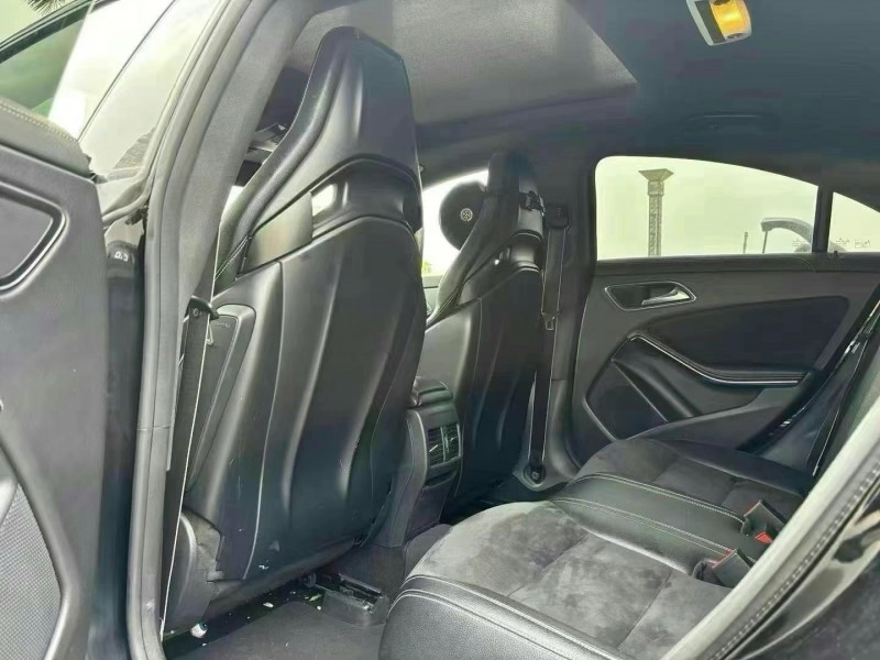 广州18年奔驰AMG5