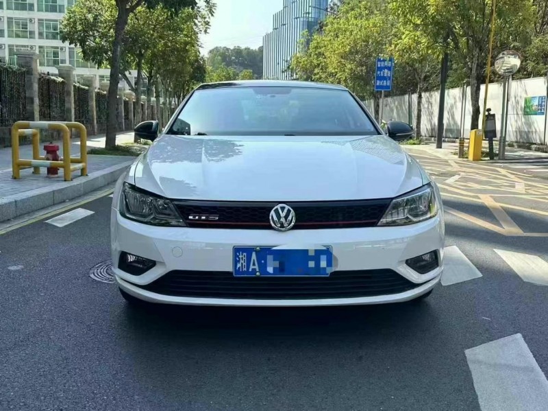 广州18年大众凌渡1