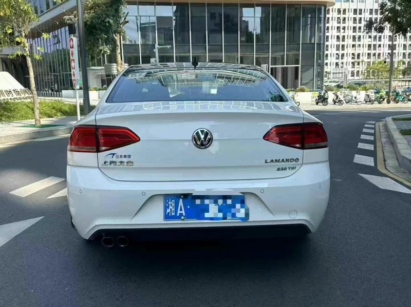 广州18年大众凌渡9