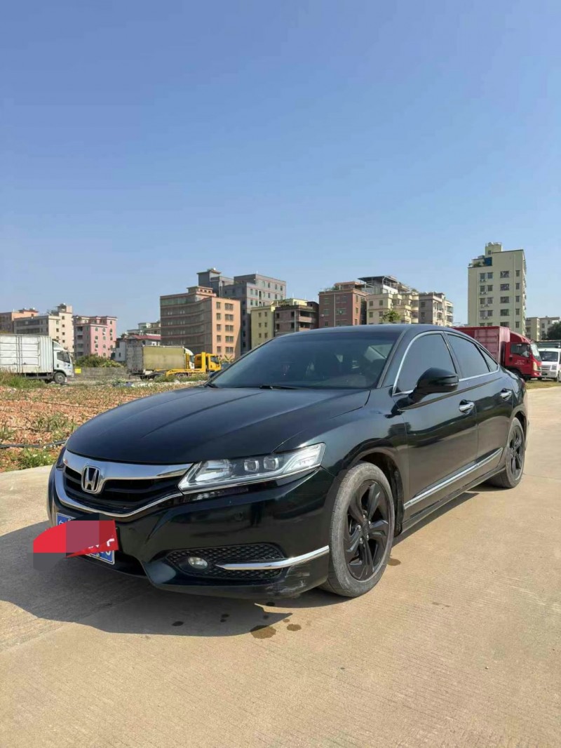 广州16年本田思铂睿2