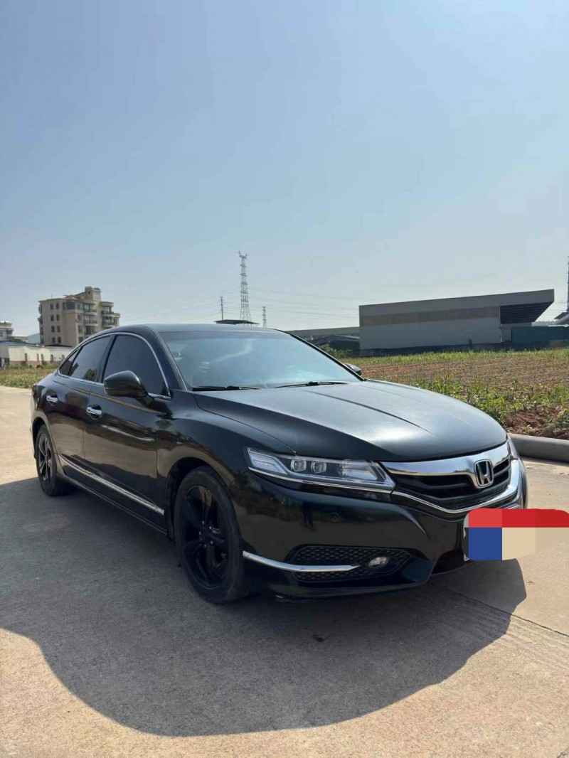 广州16年本田思铂睿3