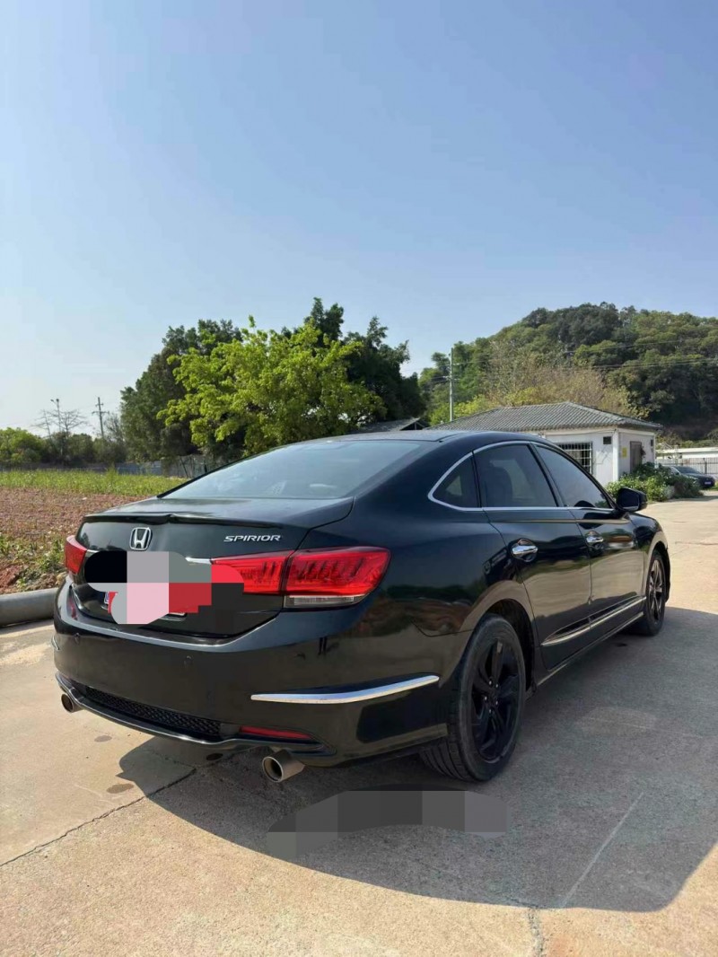 广州16年本田思铂睿5