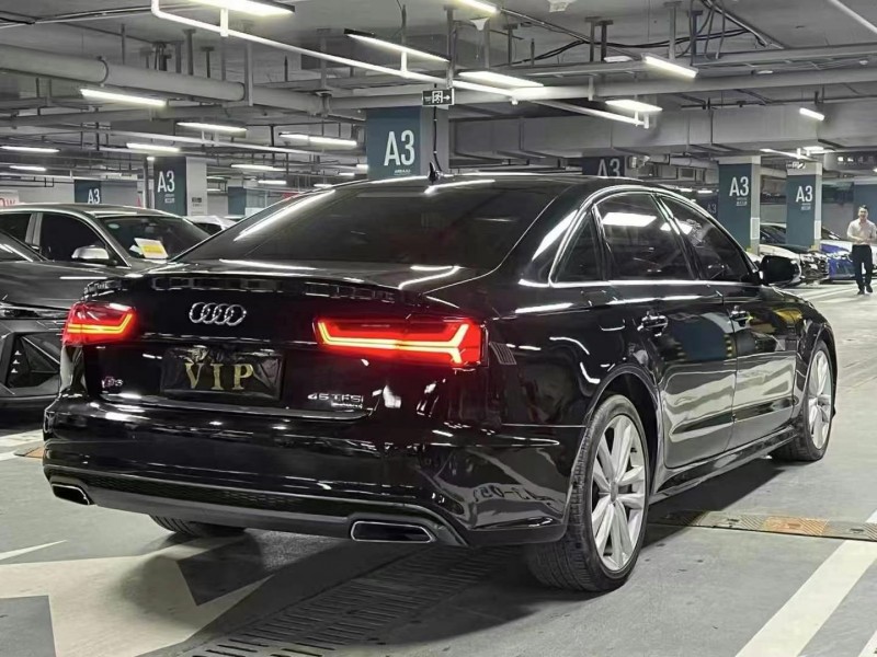 重慶18年奧迪A6L8