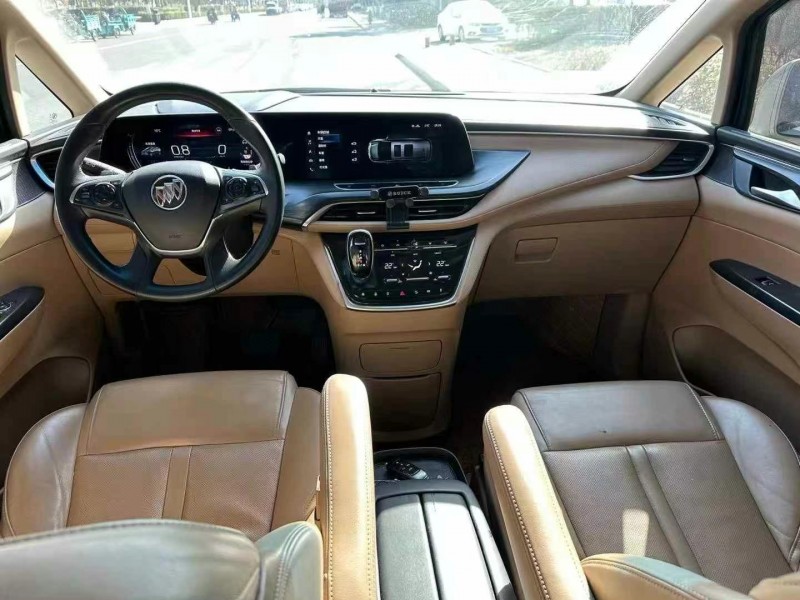 青岛21年别克GL85