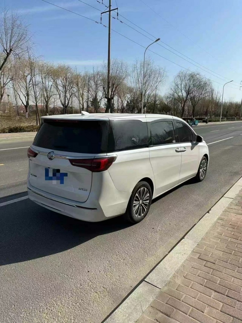 青岛21年别克GL87