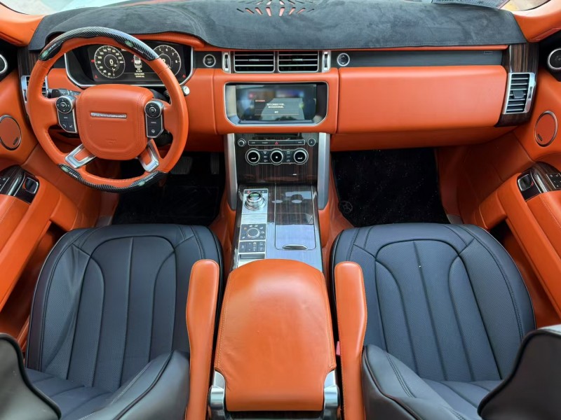 济宁18年路虎揽胜行政4