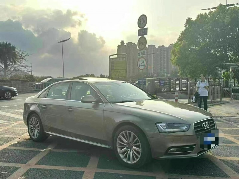 广州12年奥迪A4L2
