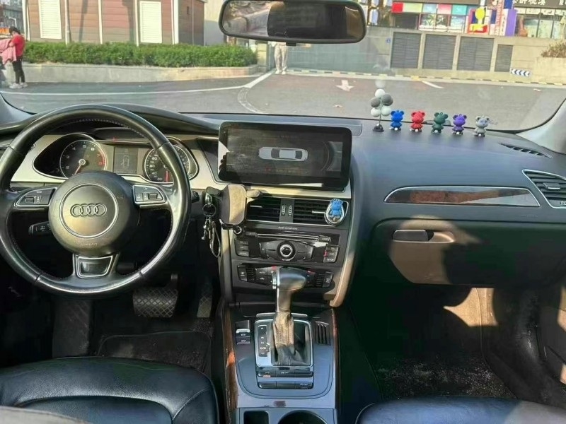 广州12年奥迪A4L4