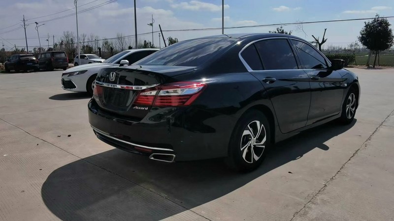 徐州18年本田雅阁5