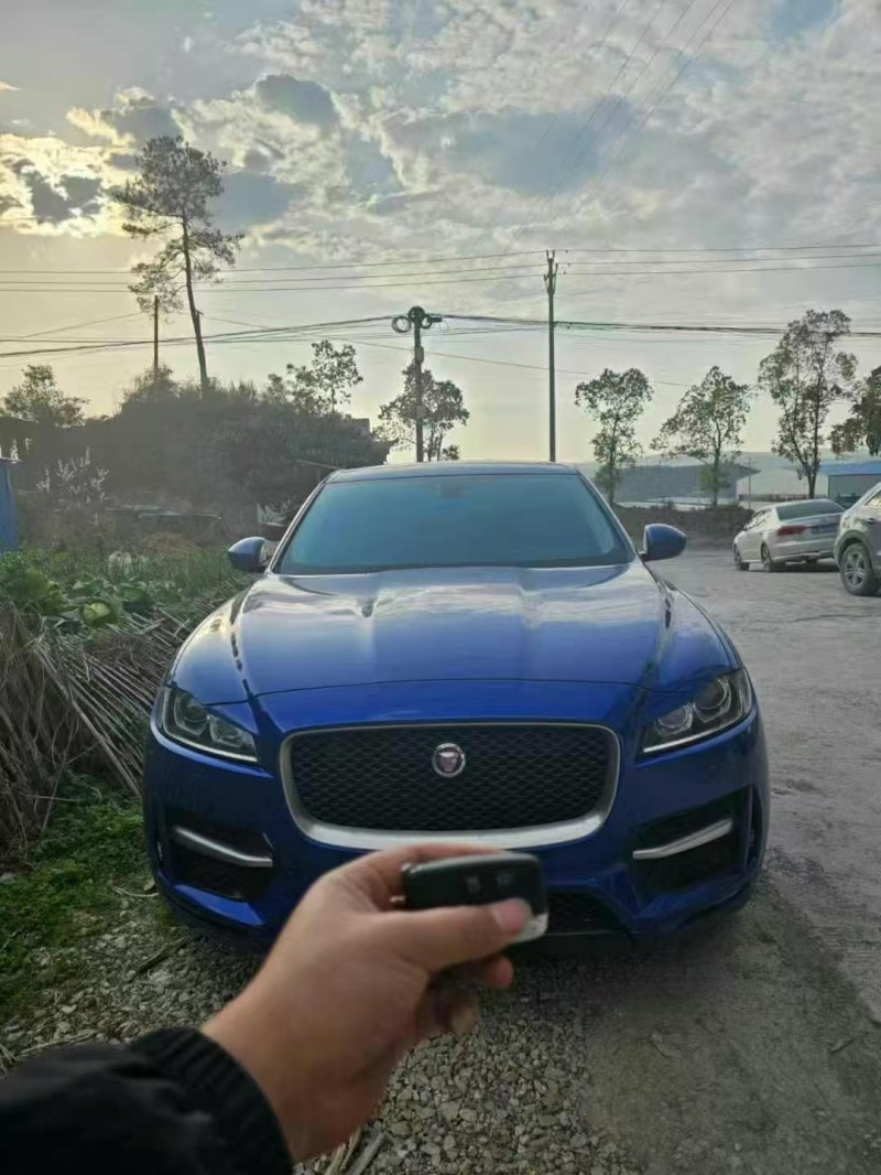 鷹潭19年捷豹F-PACE1
