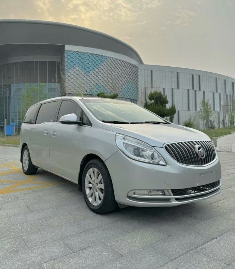 济宁15年别克GL82