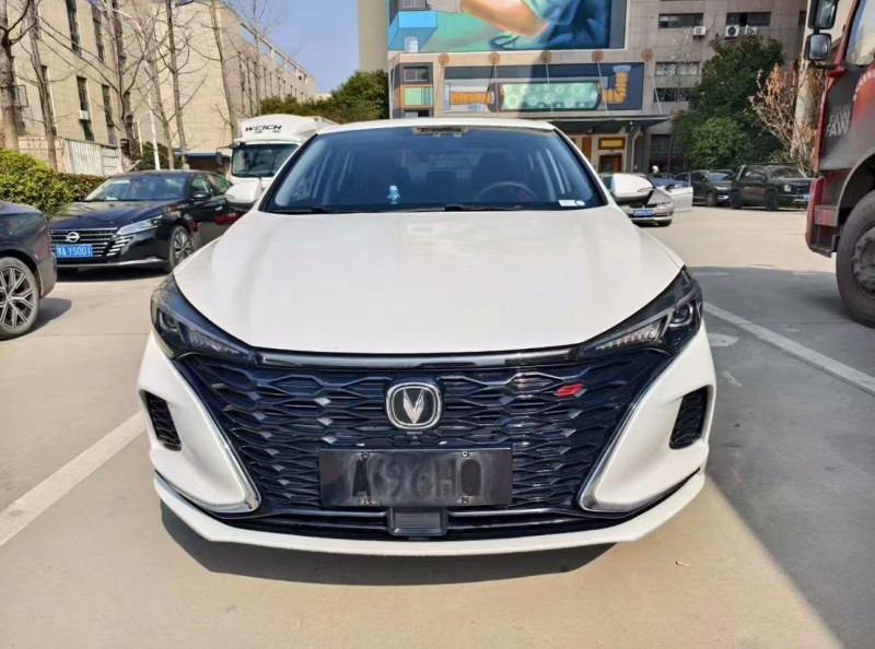 濟寧22年長安汽車逸動1