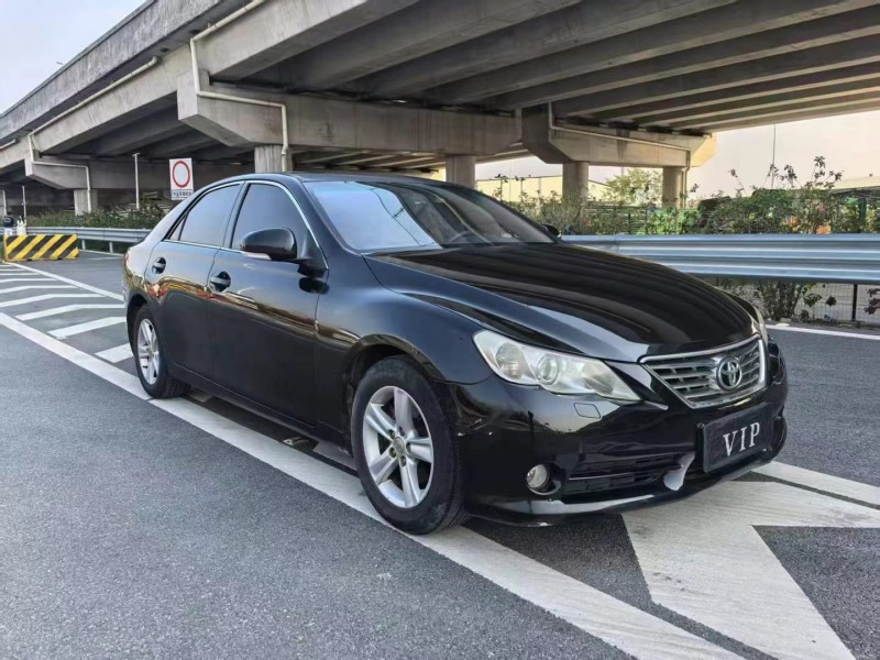 广州11年丰田锐志4