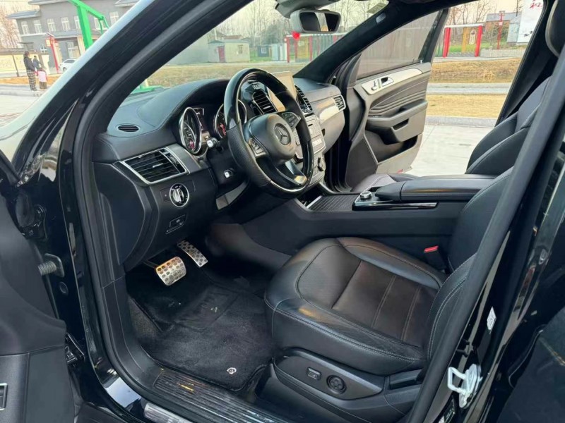 徐州16年奔驰GLE4