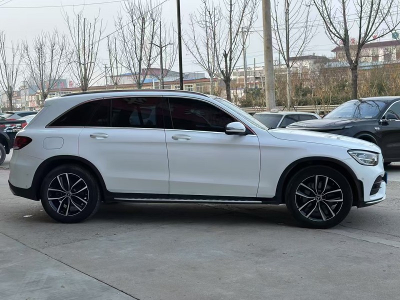 济宁21年奔驰GLC3