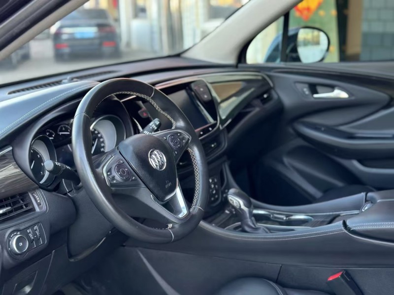 济宁20年别克昂科威7