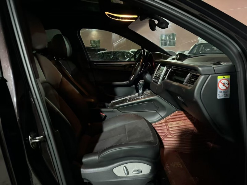 济宁15年保时捷Macan4