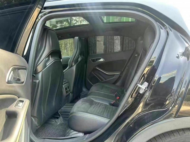 广州18年奔驰GLA4