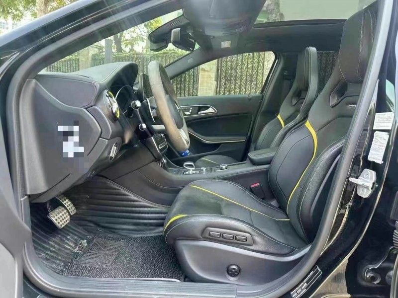 广州18年奔驰GLA6