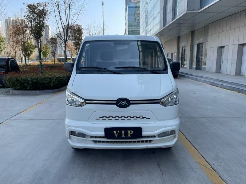 济宁23年广汽吉奥帅凌1