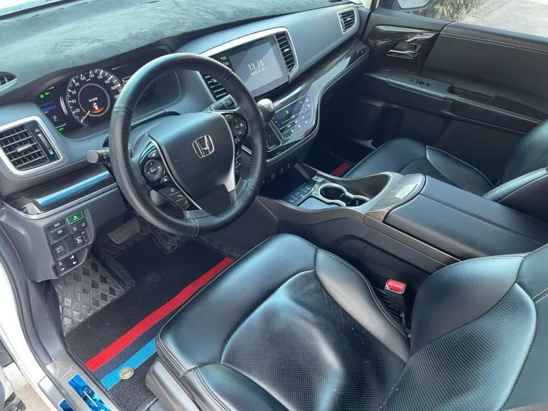 济宁21年本田奥德赛4