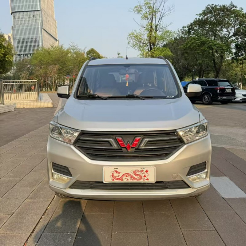 佛山22年五菱汽車宏光1