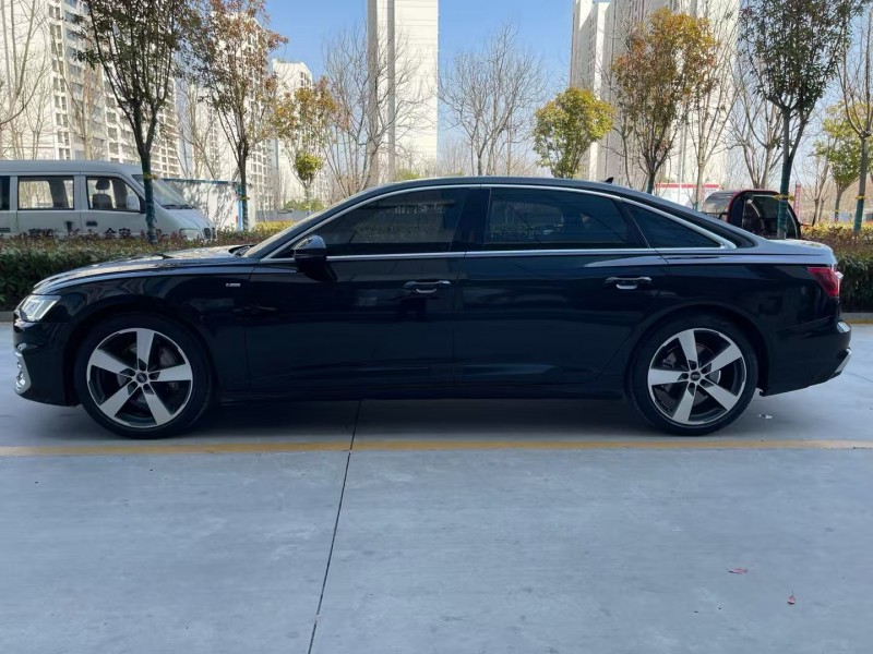 济宁23年奥迪A6L7