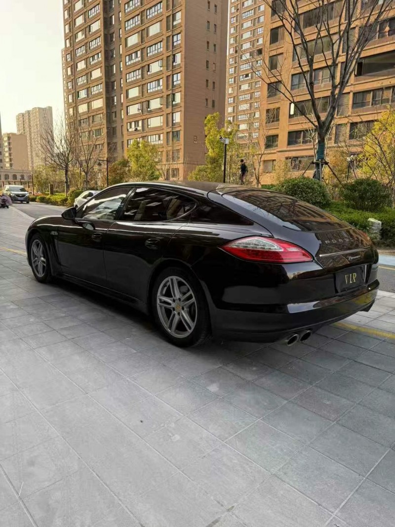 徐州11年保时捷帕拉梅拉3