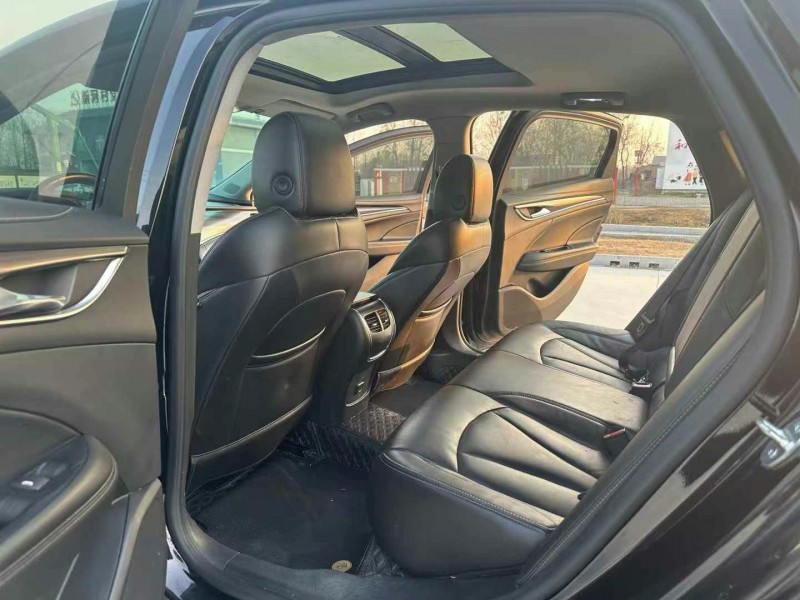 徐州22年别克君越6