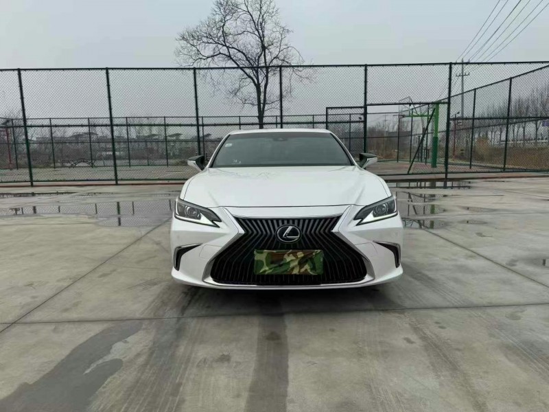 徐州21年雷克萨斯ES1