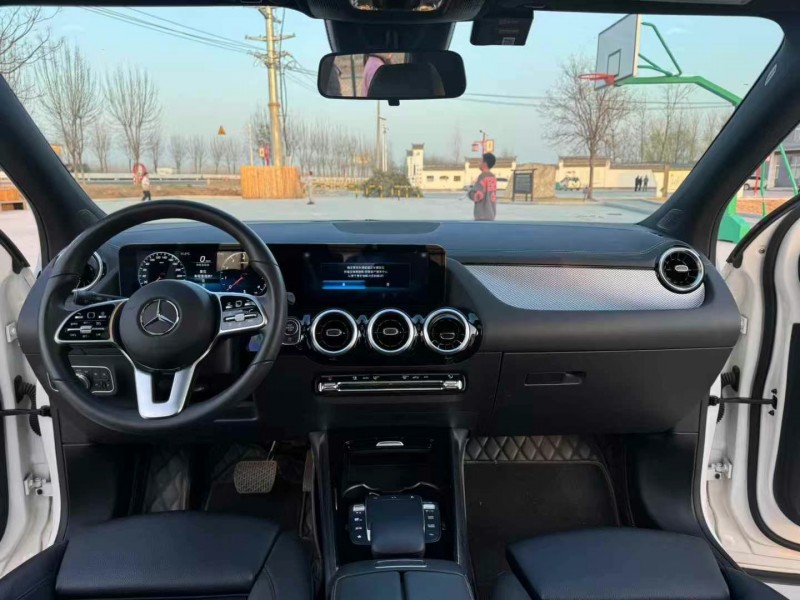 徐州21年奔驰GLA5