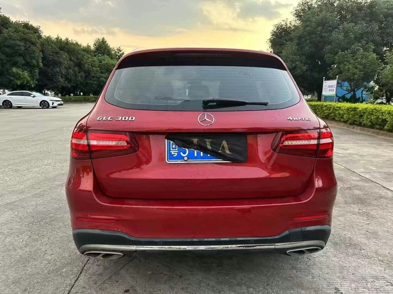 东莞16年奔驰GLC9