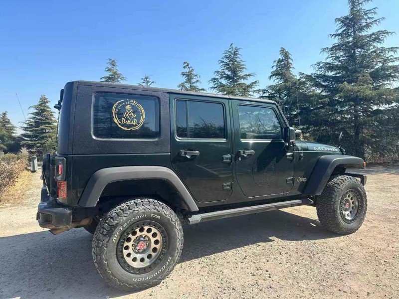 青島10年Jeep牧馬人8