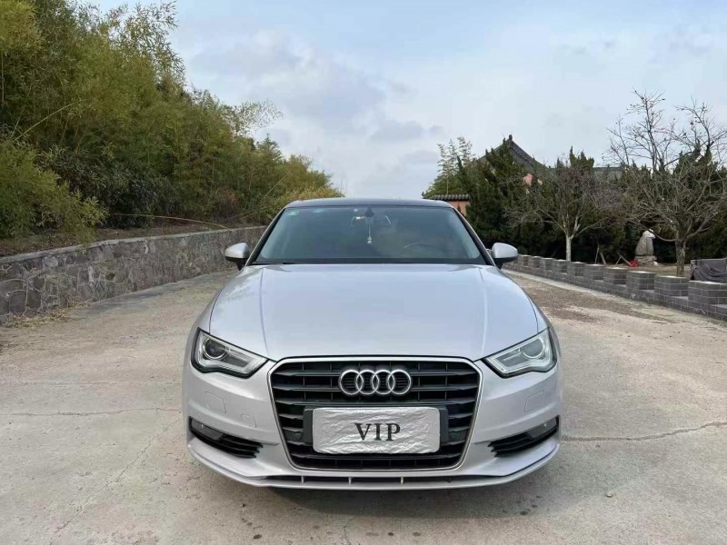 青岛14年奥迪A31