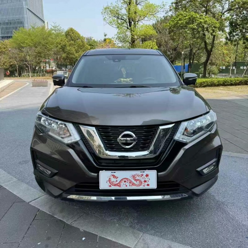 佛山19年日產奇駿1