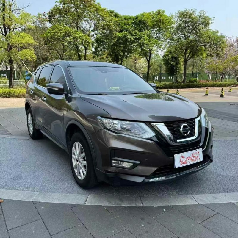 佛山19年日產奇駿2