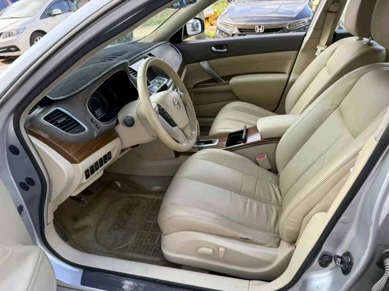 陽江11年日產天籟7