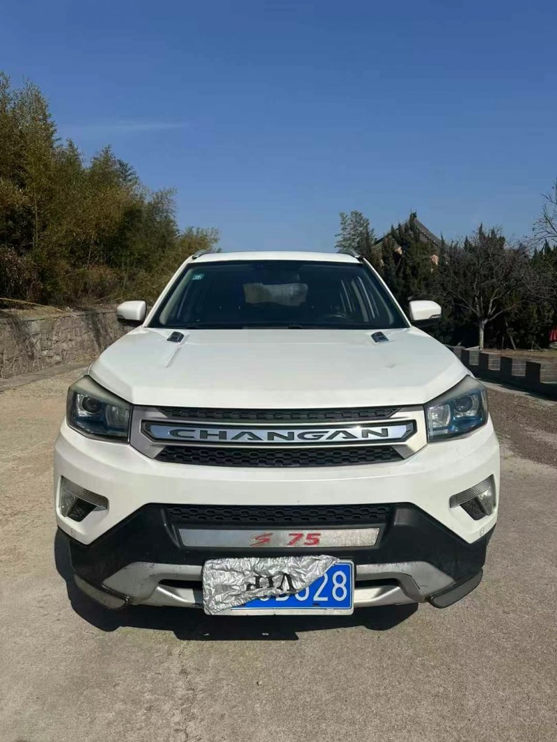 青島15年長安汽車CS751