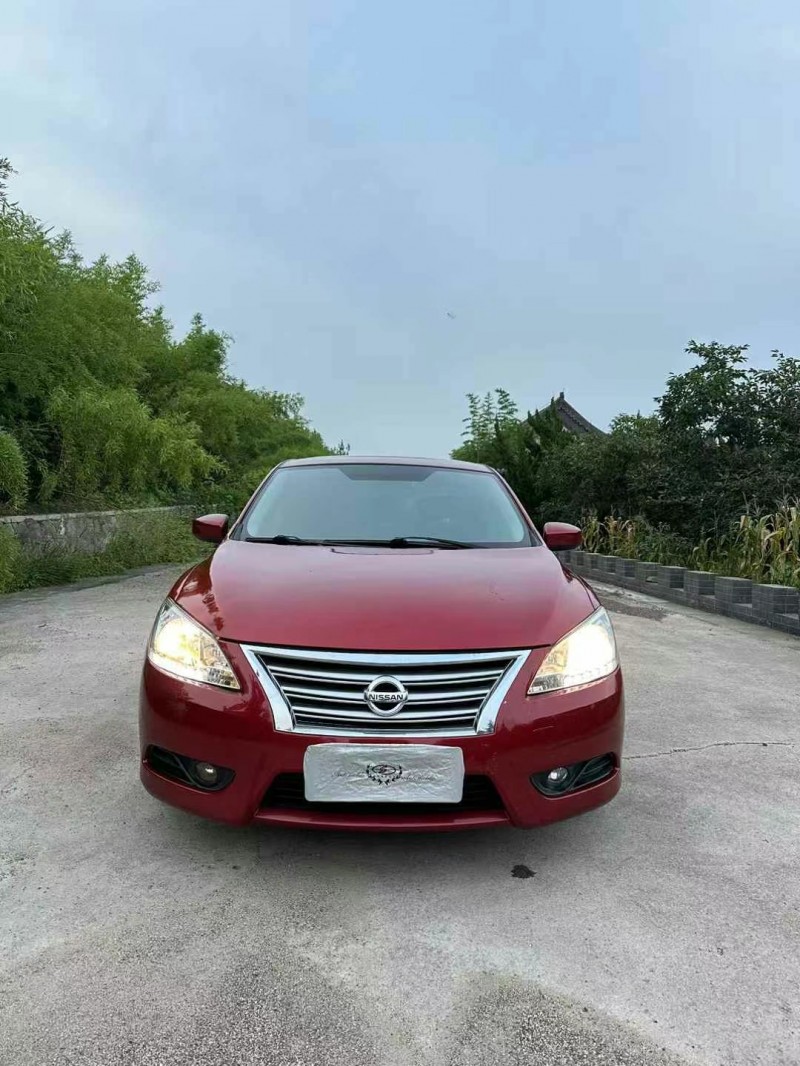 青島15年日產軒逸1