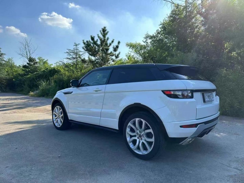 青岛14年路虎极光7