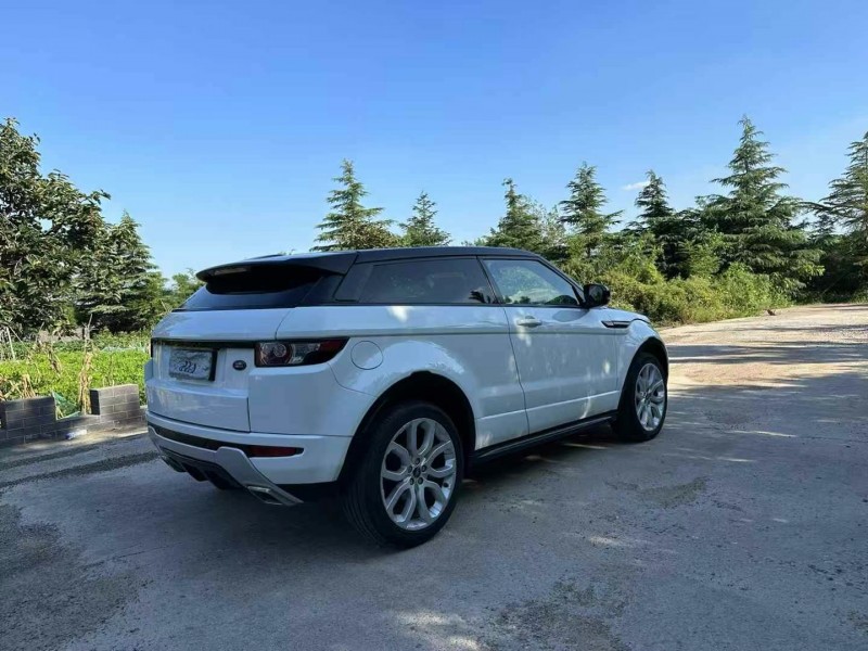 青岛14年路虎极光8