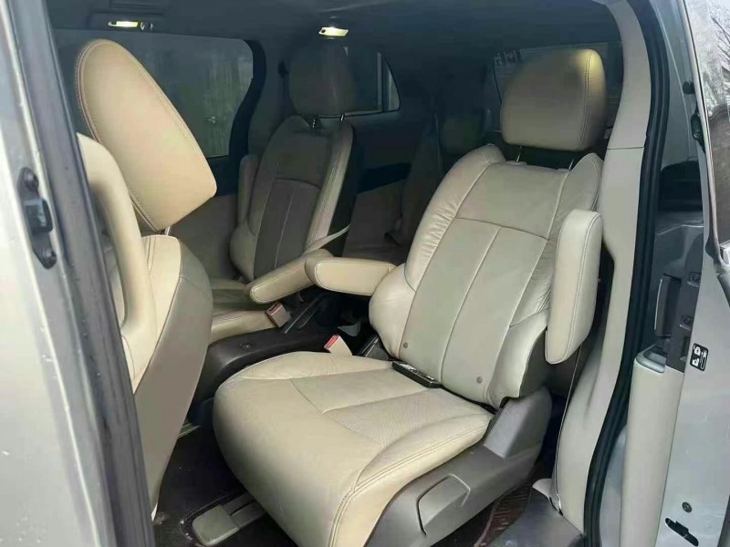 青岛13年别克GL86