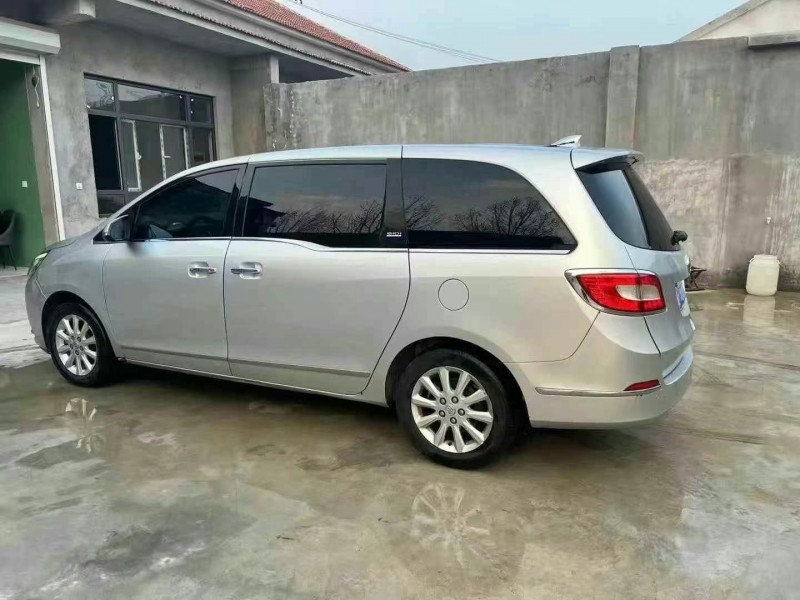 青岛13年别克GL87