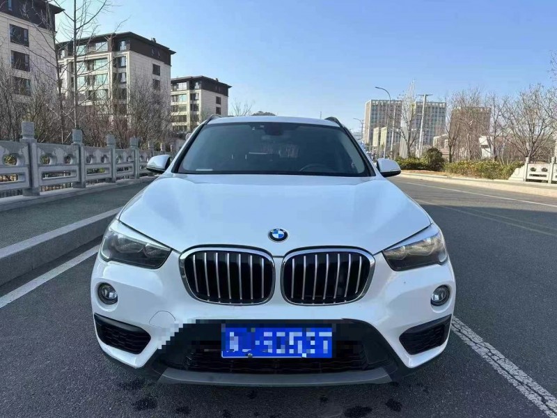 济宁17年宝马X11