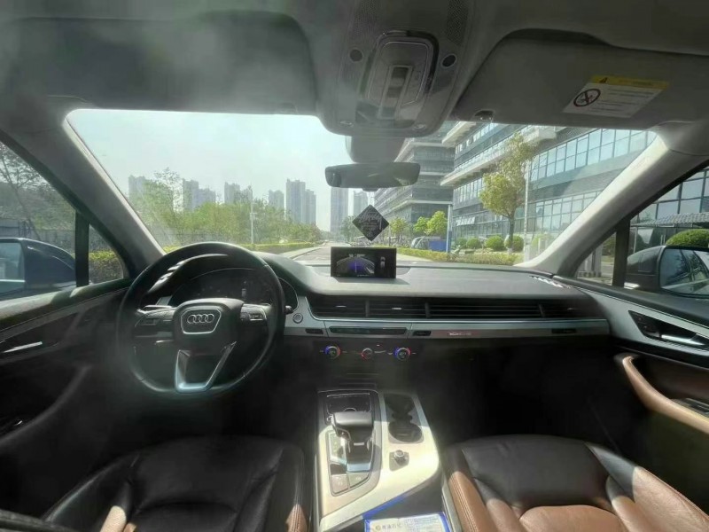 东莞17年奥迪Q76