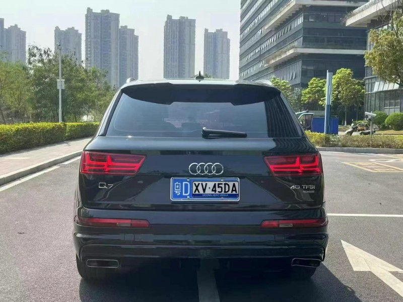 东莞17年奥迪Q79